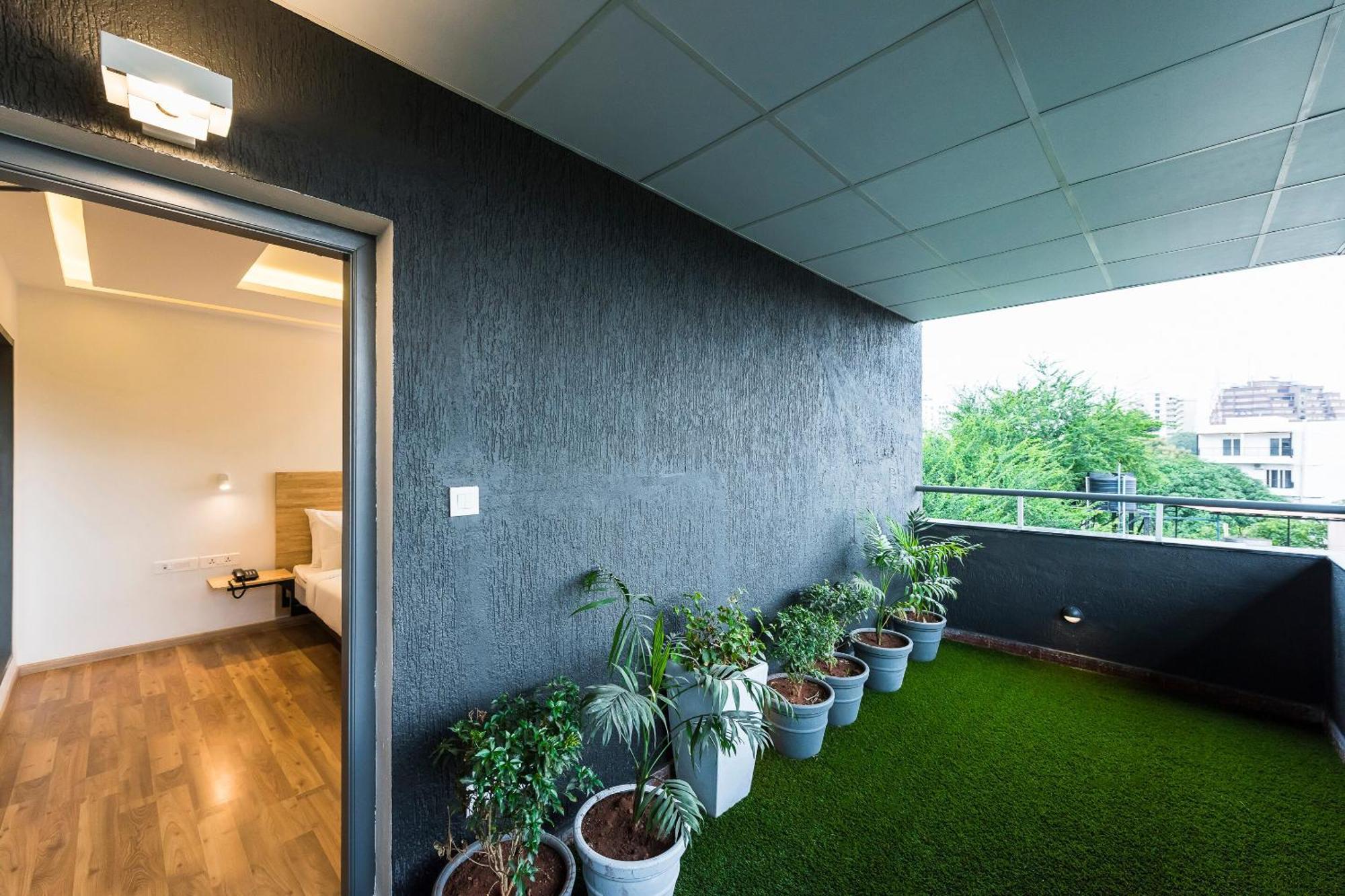 Super Townhouse Mg Road,Bengaluru Zewnętrze zdjęcie